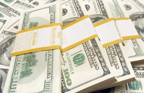 money_canstockphoto3633537